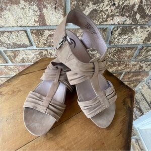 Abeo Sandals Biosystem Ilyssa Size 9N Zippered Side Tan Excellent Condition!